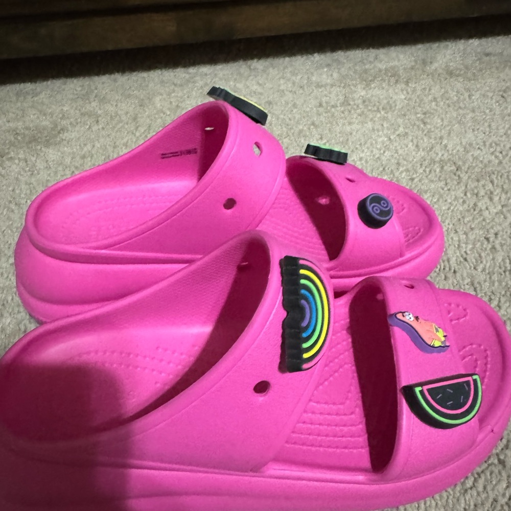 Sandals - Picture 2 of 3